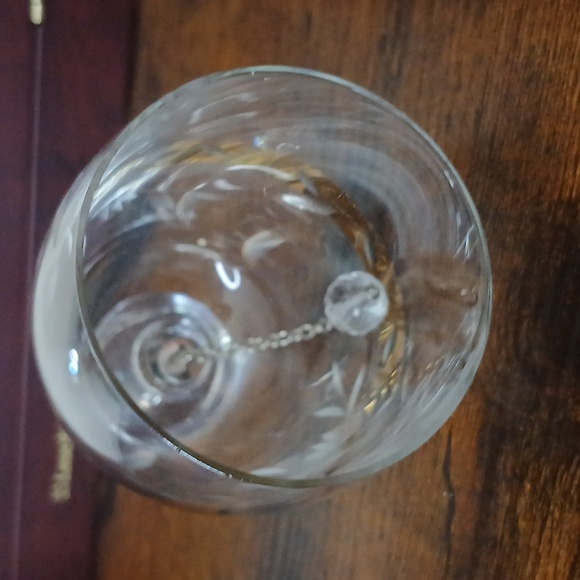 VINTAGE BOHEMIAN CRYSTAL BELL ETCHED WITH FLORAL AND GOLD - Picture 7 of 7